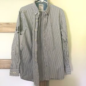 LS button up